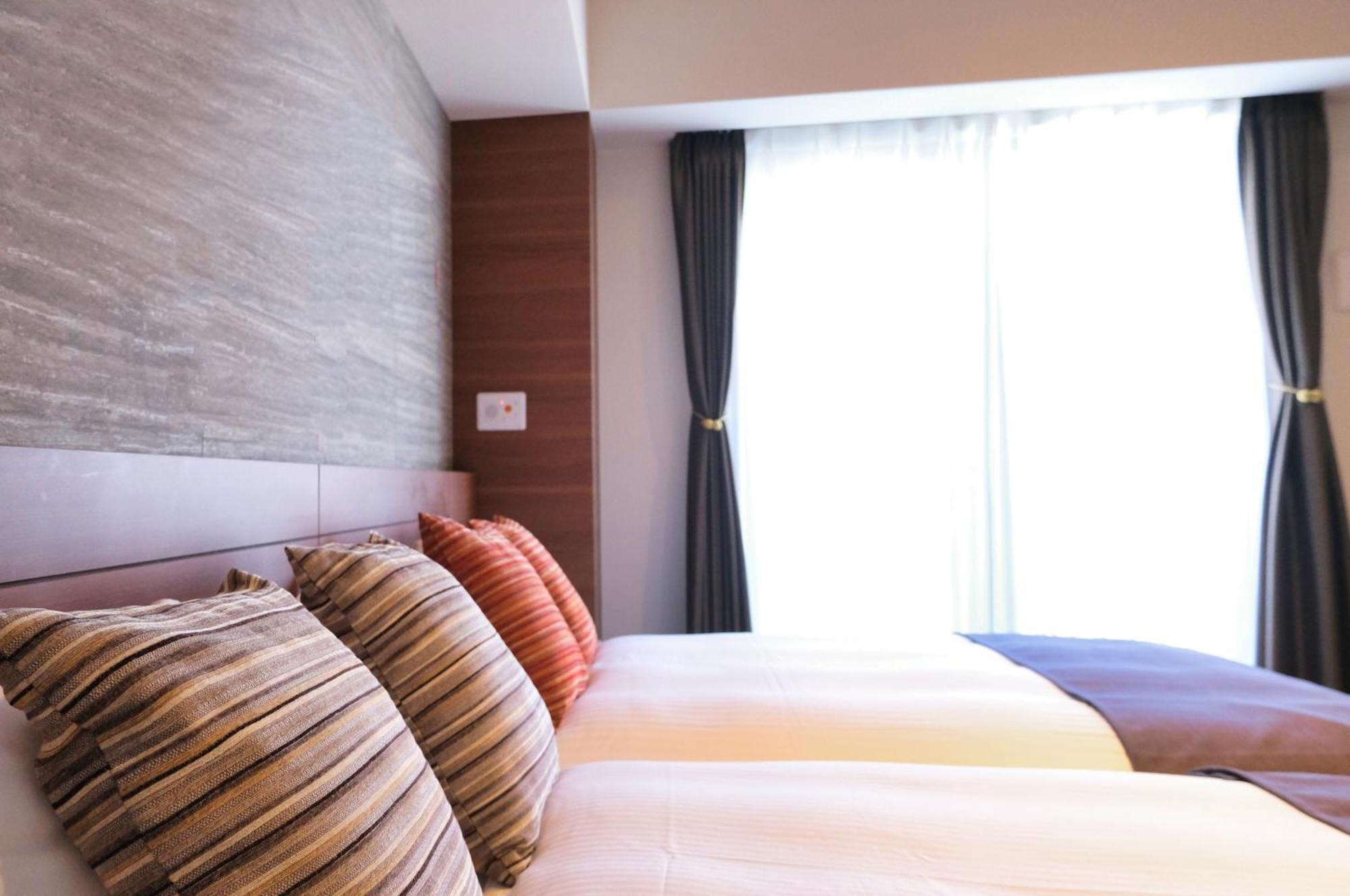 Luxcare Hotel Osaka Zewnętrze zdjęcie